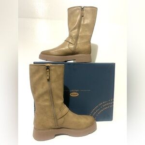 Dr Scholl’s Women’s VIP Tan Mid-Calf Boots with Zipper